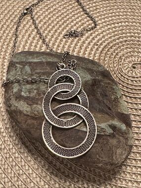 Linked Triple Circle Pendant Necklace - Silver Tone